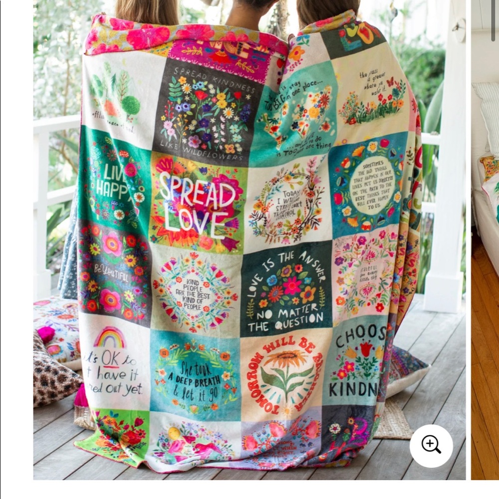 Natural life XL Double Sided Cozy Blanket Chirps NEW with Tags!